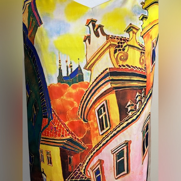 Sweet Miss Tunic Dress with Painted Street Design - Picture 5 of 7